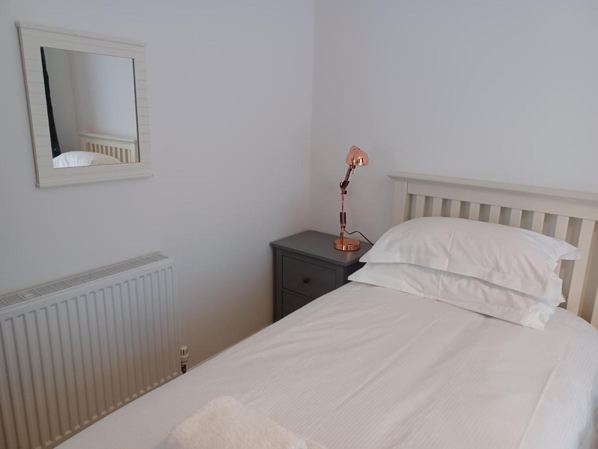 46 Linden Road *